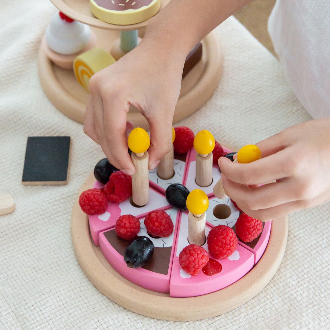 Wooden Birthday Cake Set