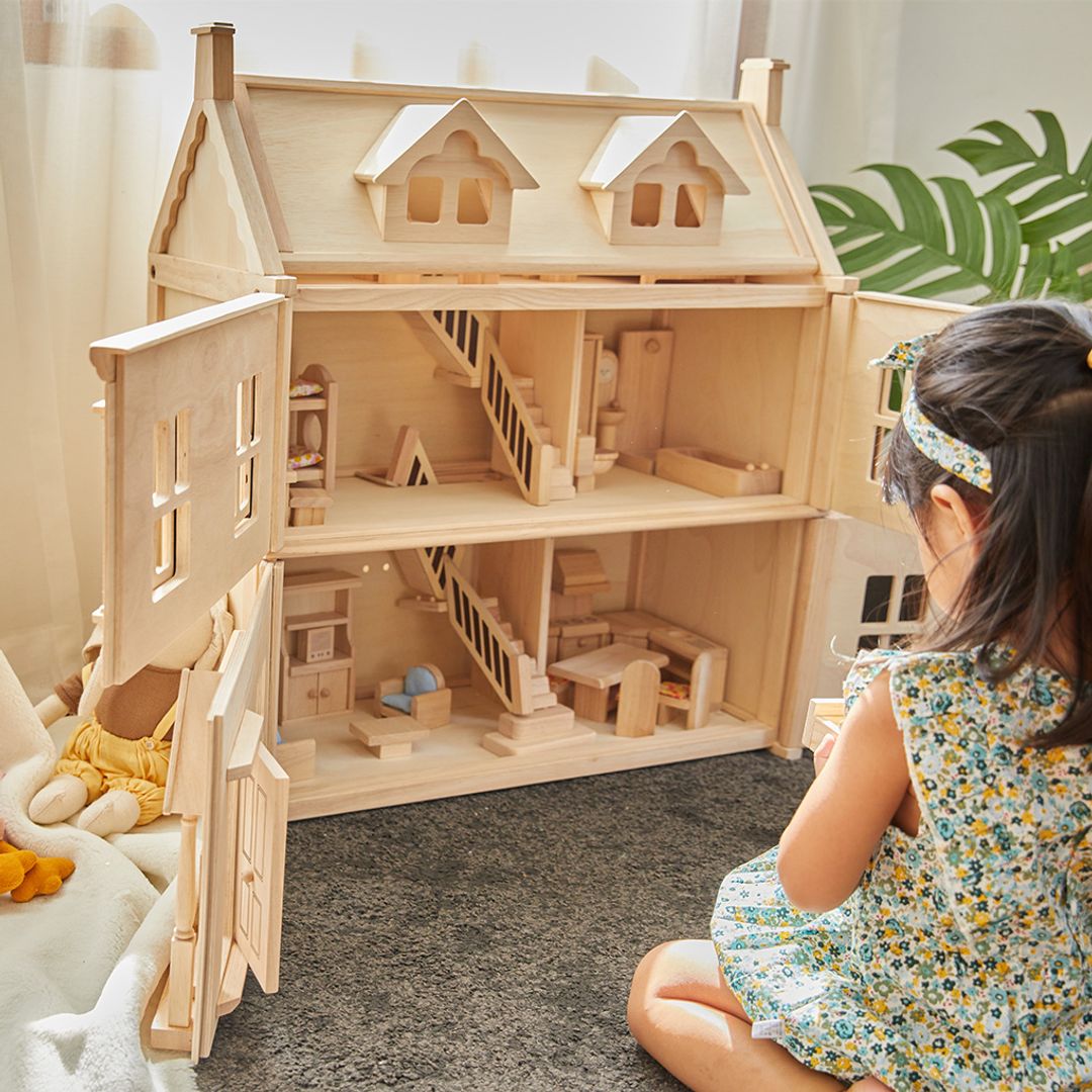 Wooden Victorian Dollhouse