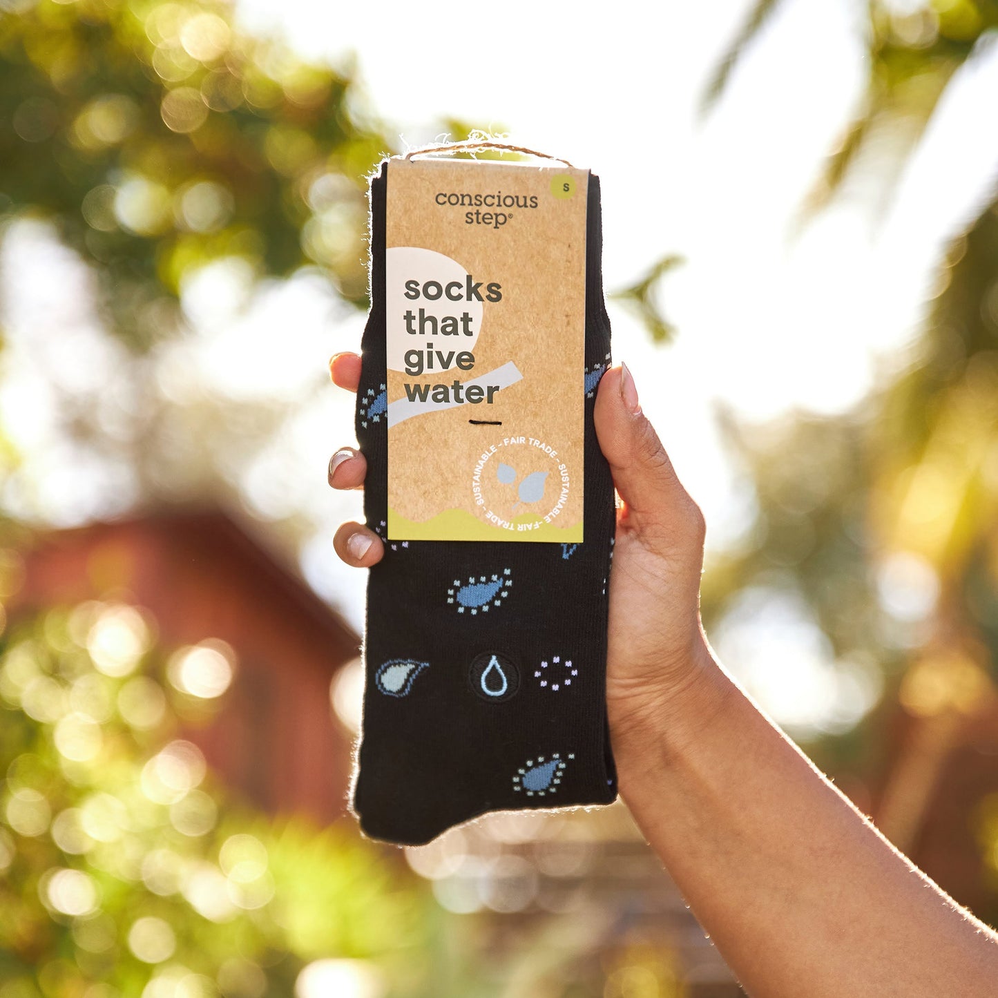 Adult Socks that Give Water