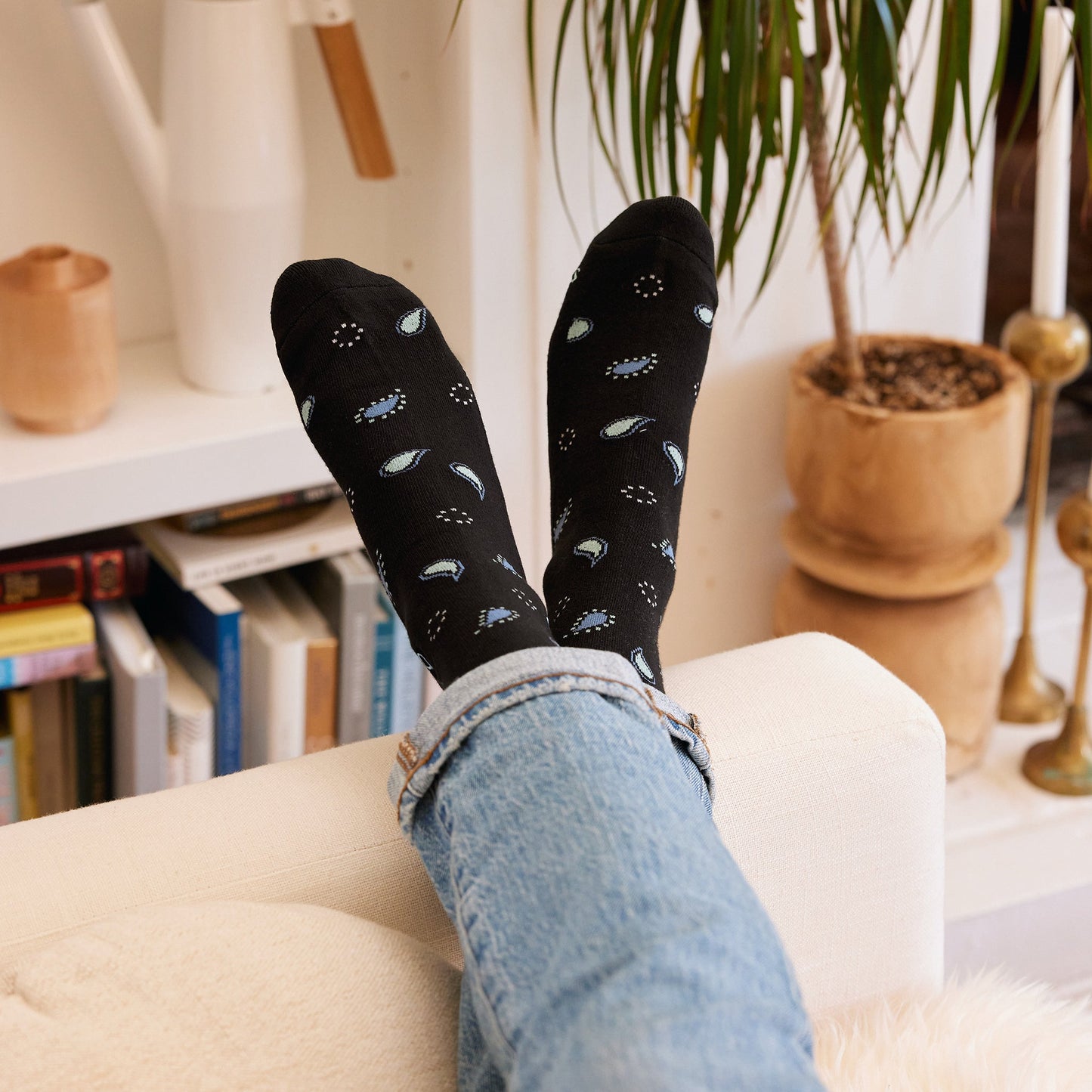Adult Socks that Give Water