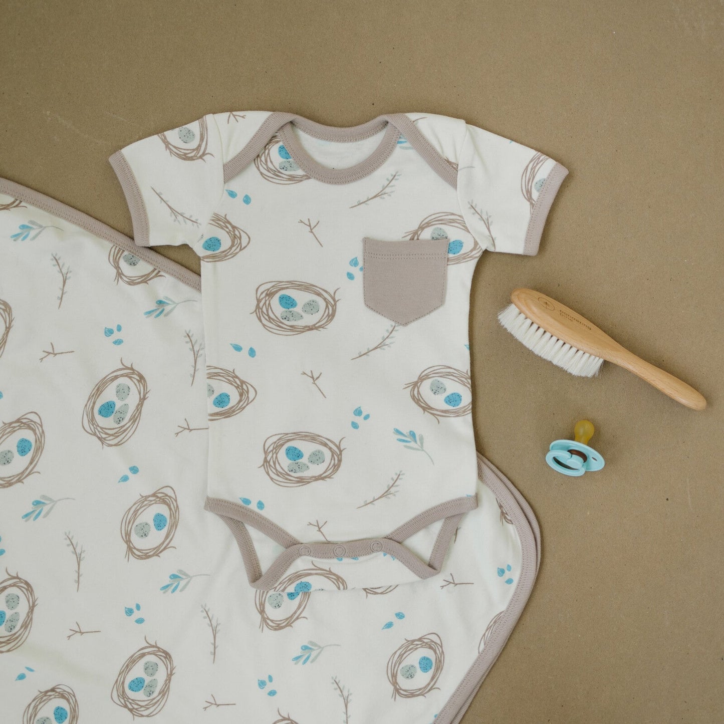 Organic Short Sleeve Baby Bodysuit - Quail Nest