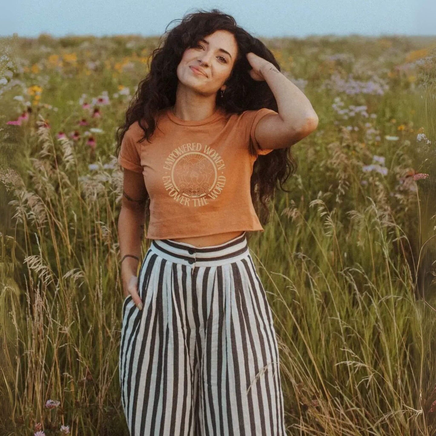 Organic Adults Graphic T-Shirt Empowered Women - Terracotta