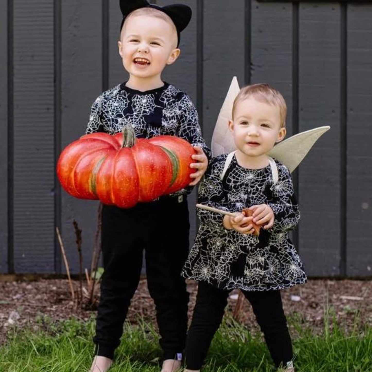 Organic Baby & Toddler Halloween Outfit - Spiderwebs Sweatshirt and Jogger Set