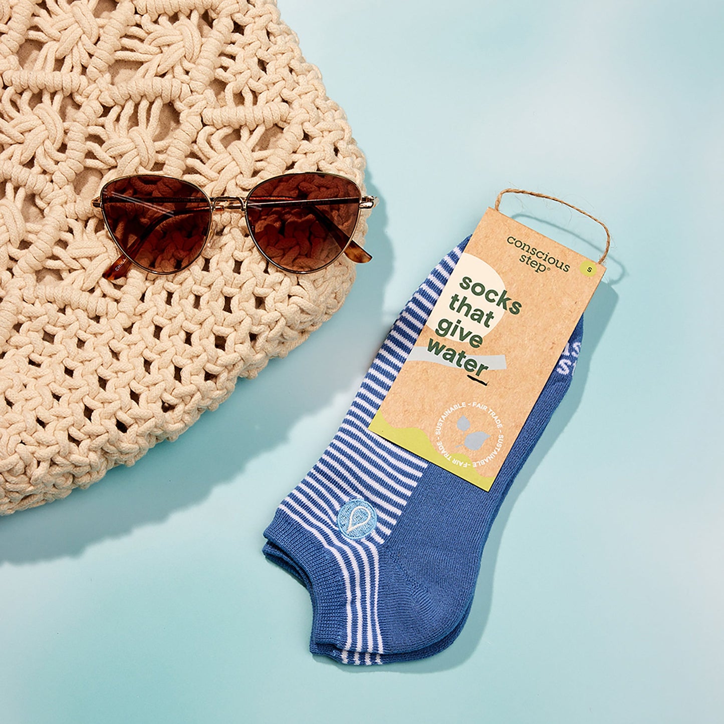 Adult Socks that Give Water