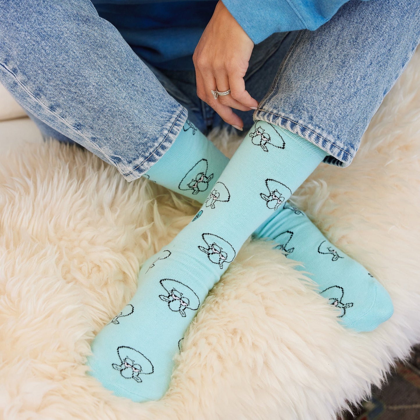 Adult Squidward Socks that Protect Oceans