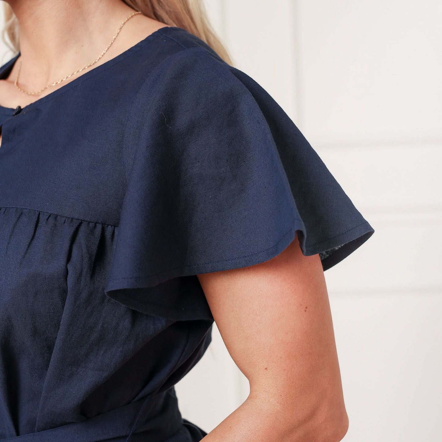 Women's Linen Keyhole Dress