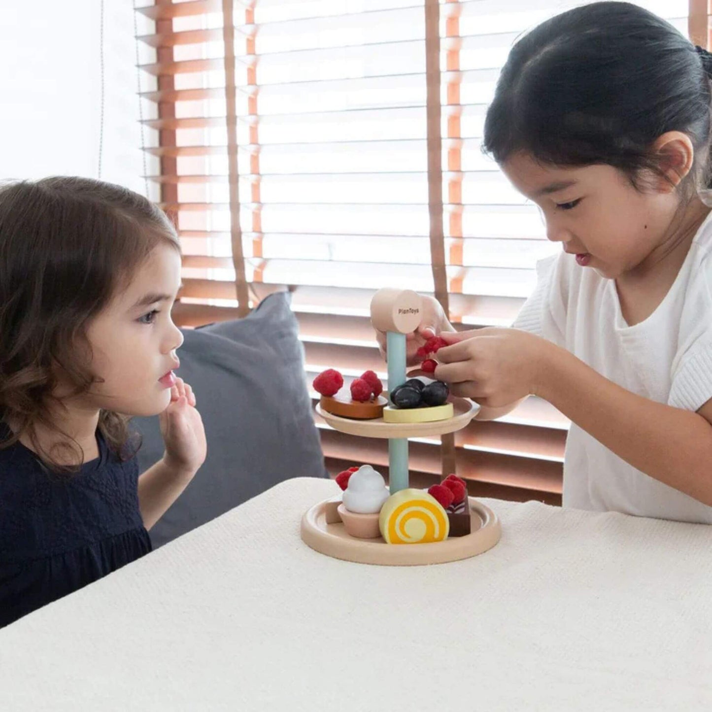 Bakery Stand & Dessert Set Wood Toy for Toddlers