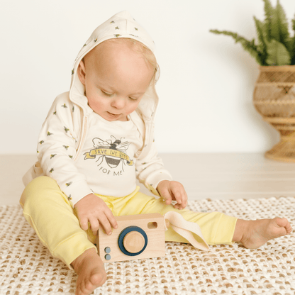 Organic Graphic Baby Bodysuit - Save the Bees