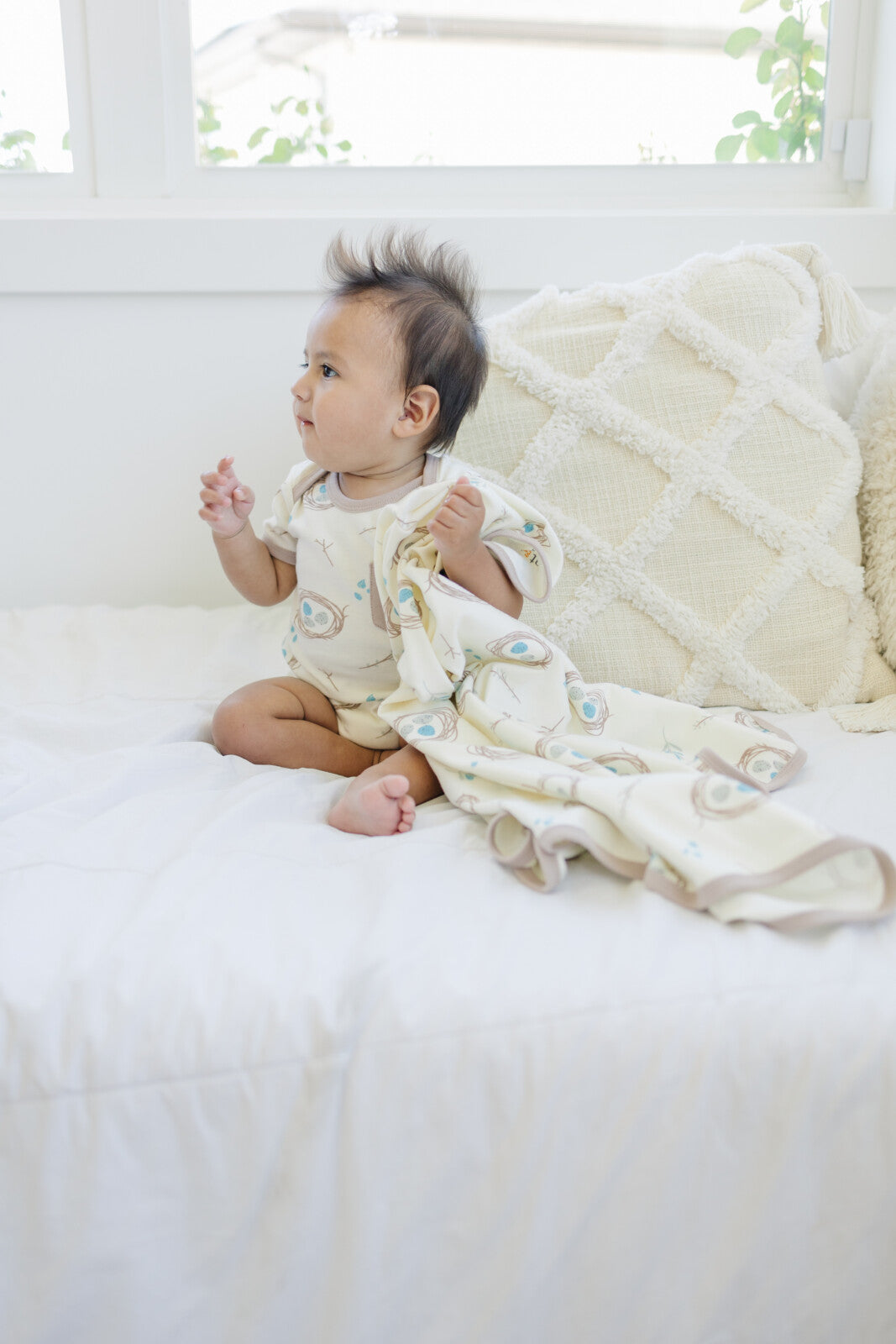 Organic Short Sleeve Baby Bodysuit - Quail Nest