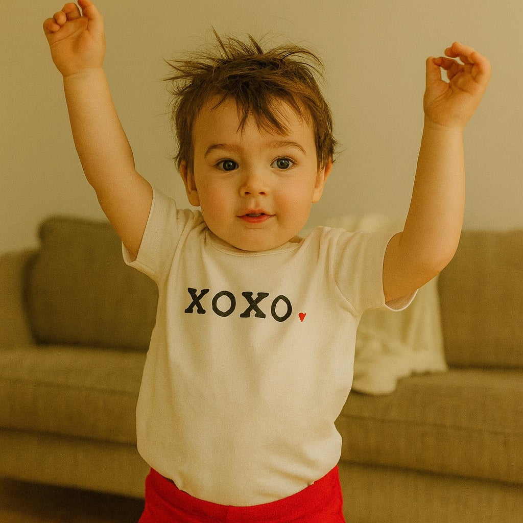 Organic Toddler Graphic Tee - Xoxo