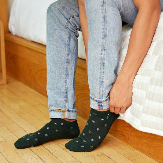 Adult Socks that Plant Trees