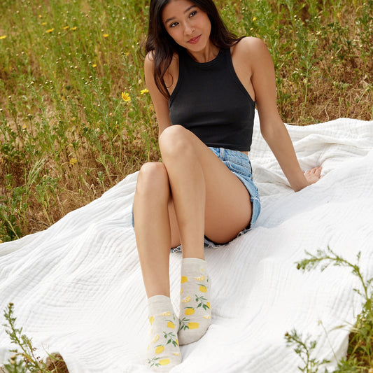Adult Socks that Plant Trees