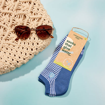 Adult Socks that Give Water