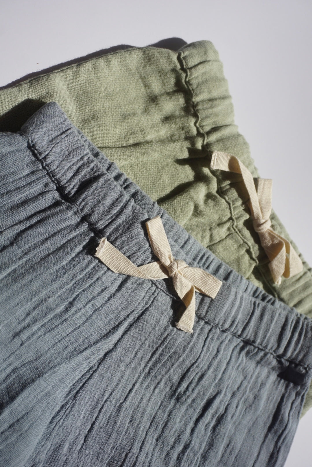 Cayden Organic Muslin Petit Croissant Set - Sage