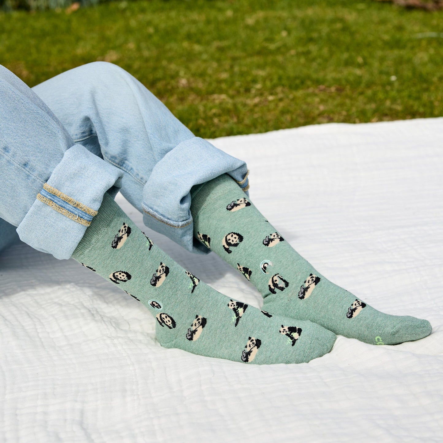 Adult Socks that Protect Pandas