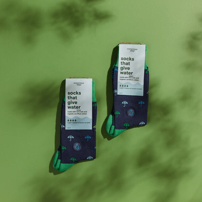 Adult Socks that Give Water