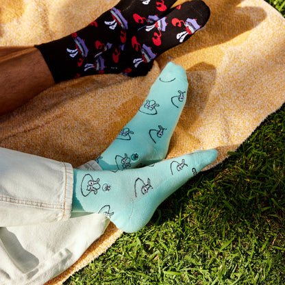 Adult Squidward Socks that Protect Oceans