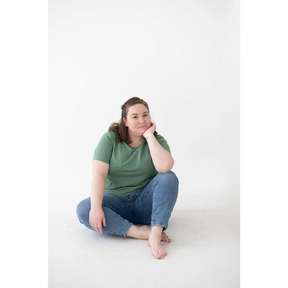 The Mom Tee in Dark Ivy